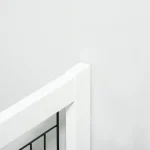 PawHut Дървена предпазна врата за кучета, 305 x 35,5 x 82 см - Image 7